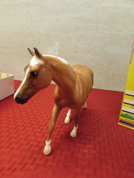 BREYER CLASSIC SIZE, No. 616 APPENDIX QUARTER HORSE