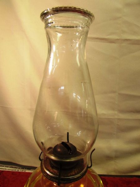 PRETTY GLASS HURRICANE LAMP & LAMP OIL 