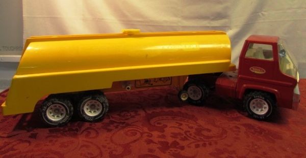 VINTAGE TONKA SUPER TANKER TOY TRUCK 