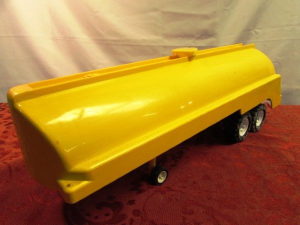 VINTAGE TONKA SUPER TANKER TOY TRUCK 