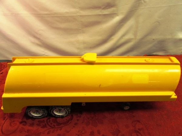 VINTAGE TONKA SUPER TANKER TOY TRUCK 