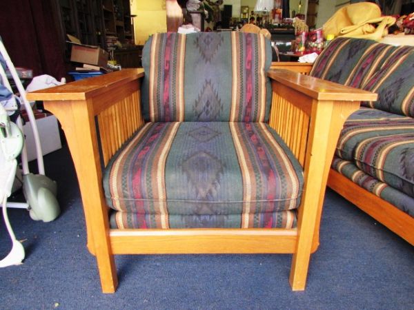 REPRODUCTION MISSION STYLE NAVAJO PRINT WOOD FRAMED ARM CHAIR 