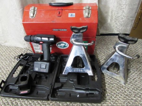 CRAFTSMAN TOOLBOX CRAFTSMAN 9.6 VOLT CORDLESS DRILL AND JACK STANDS