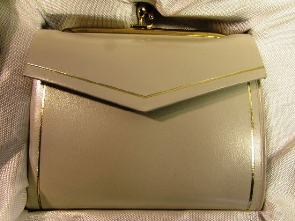 VINTAGE GIFT SET STILL IN BOX - PEARLIZED WALLET, KEY HOLDER, LIGHTER & CIGARETTE POUCH