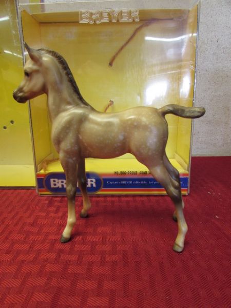 BREYER MODEL HORSES - PROUD ARABIAN MARE & FOAL