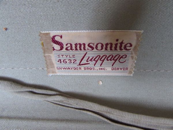 VINTAGE LEATHER SAMSONITE SUITCASE