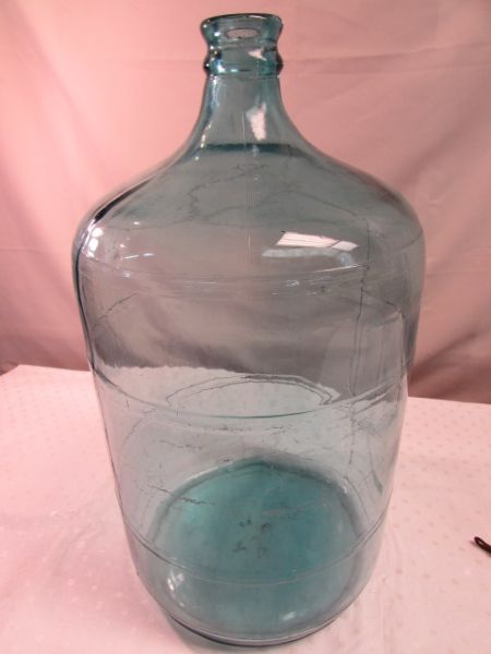 Lot Detail - AWESOME VINTAGE 5 GALLON ACES BLUE GLASS CARBOY/WATER JUG