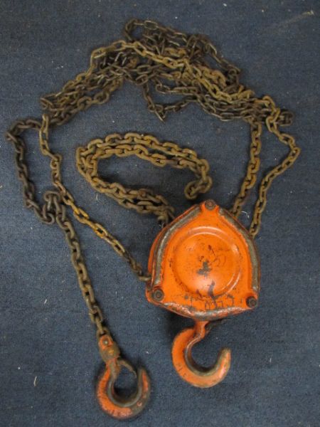 VINTAGE 1 TON BLOCK & TACKLE