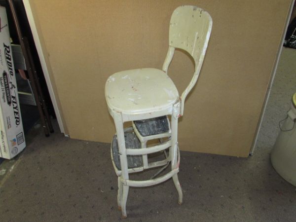 RETRO COSCO STEP STOOL