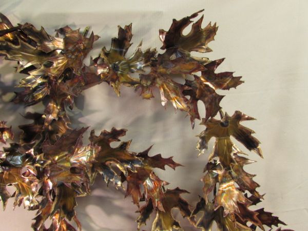 STUNNING COPPER MAPLE LEAF WALL HANGING