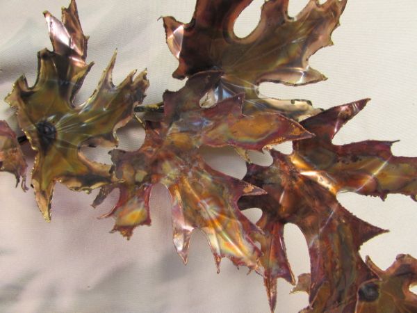 STUNNING COPPER MAPLE LEAF WALL HANGING