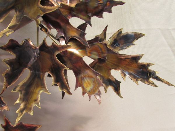 STUNNING COPPER MAPLE LEAF WALL HANGING