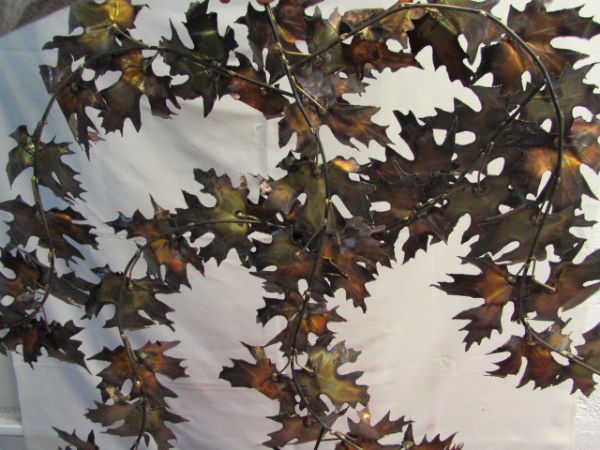 STUNNING COPPER MAPLE LEAF WALL HANGING