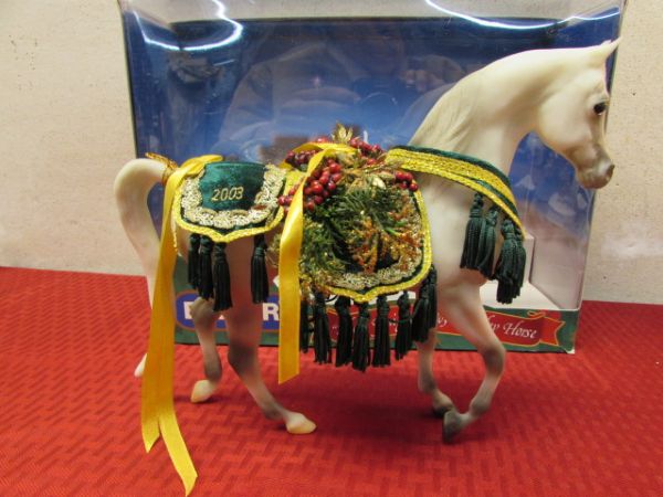 BREYER 2003 HOLIDAY HORSE SILENT KNIGHT RETIRED LIMITED EDITION