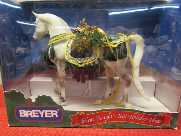 BREYER 2003 HOLIDAY HORSE SILENT KNIGHT RETIRED LIMITED EDITION