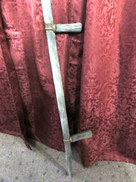 VINTAGE ANTIQUE SCYTHE