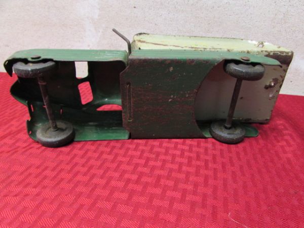 1940'S BUDDY L. DUMP TRUCK