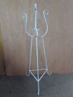 WHITE ALL METAL PLANT STAND