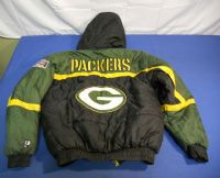 AN AWESOME PACKERS 2 IN 1 JACKET