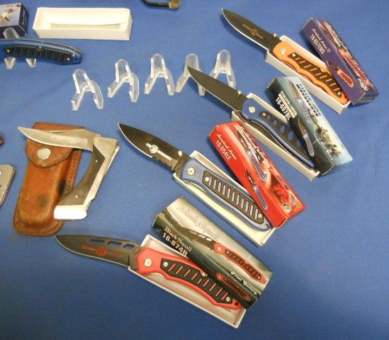 TEN KNIFE LOT