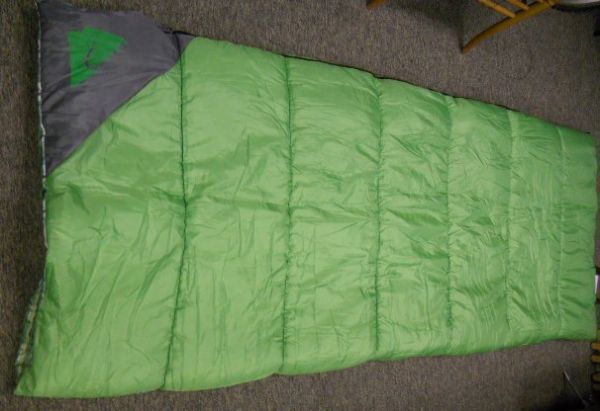 LIKE NEW OZARK SLEEPING BAG