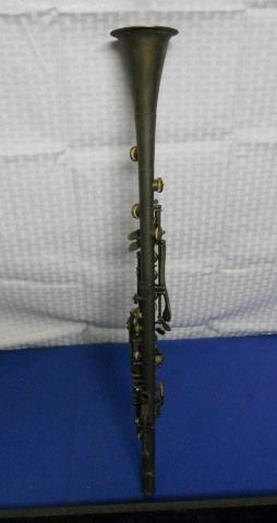 A VINTAGE FLUTE