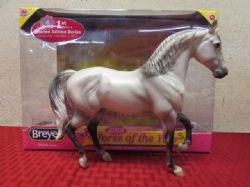 BREYER CLASSIC SIZE 2013 HORSE OF THE YEAR