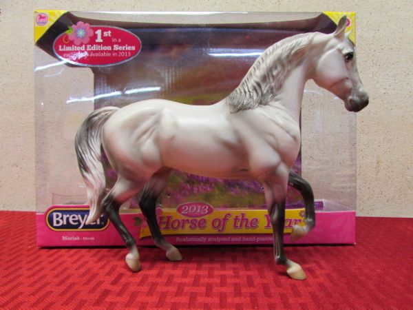 BREYER CLASSIC SIZE 2013 HORSE OF THE YEAR