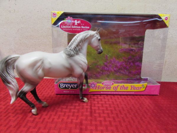 BREYER CLASSIC SIZE 2013 HORSE OF THE YEAR