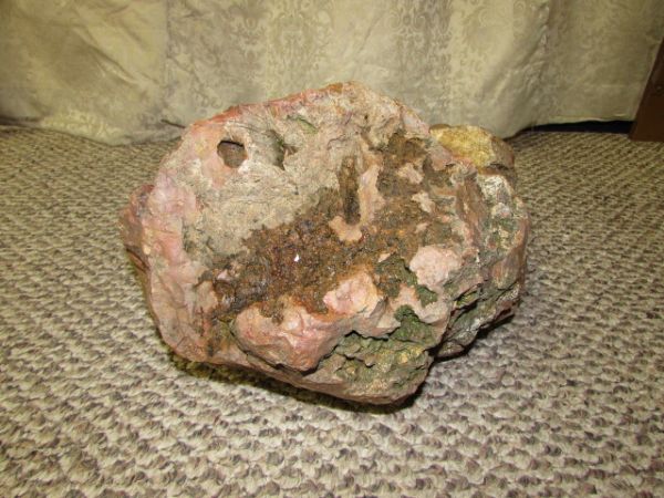 CALIFORNIA COASTAL JASPER  THIS IS A VERY LARGE ROCK -GARDEN OR LAPIDARY