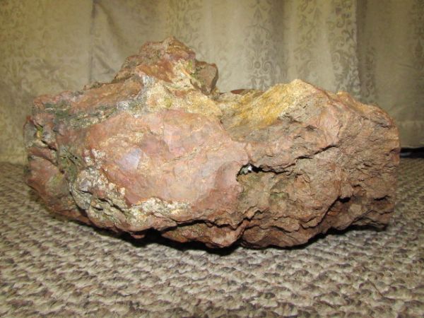 CALIFORNIA COASTAL JASPER  THIS IS A VERY LARGE ROCK -GARDEN OR LAPIDARY