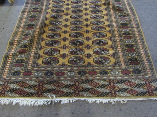 VINTAGE PERSIAN WOOL RUG