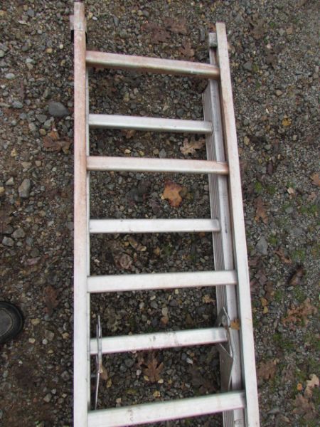 24 FT. EXTENSION LADDER