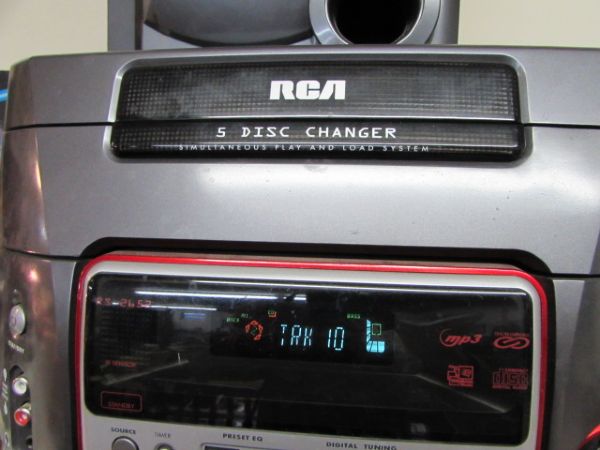 VERY NICE RCA AM/FM / 5 CD CHANGER WITH BASS BOOST