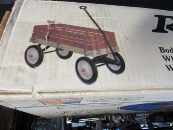 WOW! VINTAGE RADIO FLYER MODEL 24 TOWN & COUNTRY WAGON NEW IN BOX!!