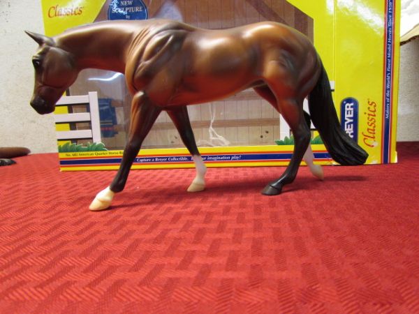 BREYER CLASSIC SIZE AMERICAN QUARTER HORSE MARE