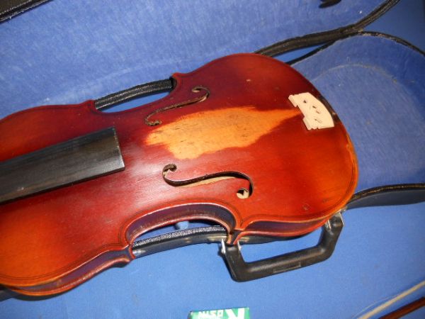 VINTAGE ANTONIUS STRADIVARIUS VIOLIN