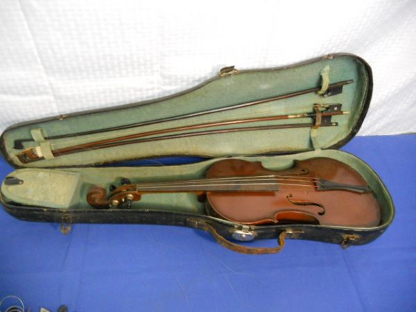 VINTAGE VUILLAUME A PARIS VIOLIN