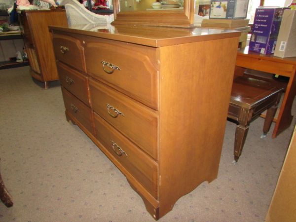 MATCHING LADIES DRESSER WITH ATTACHED MIRROR 