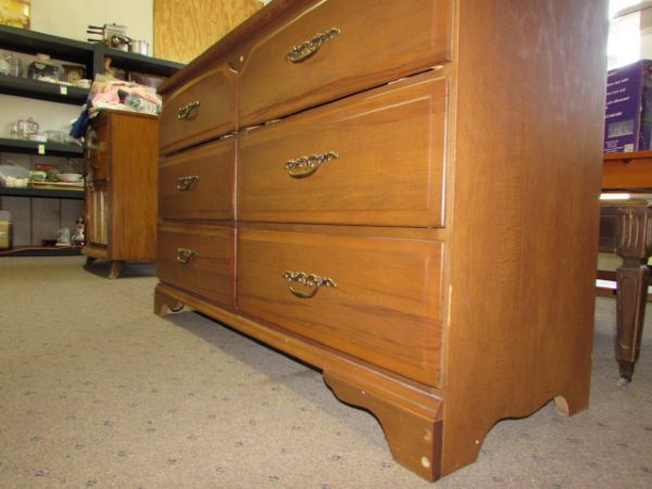 MATCHING LADIES DRESSER WITH ATTACHED MIRROR 