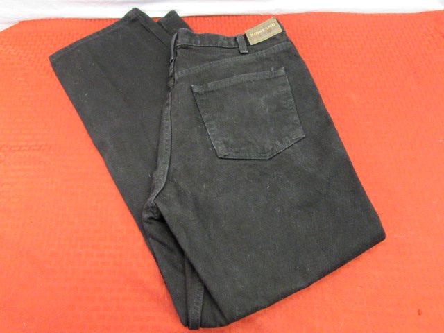 Lot Detail - MEN'S BLACK KIRKLAND JEANS