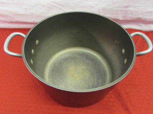 VINTAGE MAGNALITE GHS STOCK POT MADE IN U.S.A