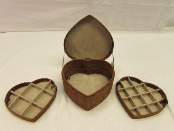 BEAUTIFUL BRIGHTON HEART SHAPED MULTI LEVEL JEWELRY BOX