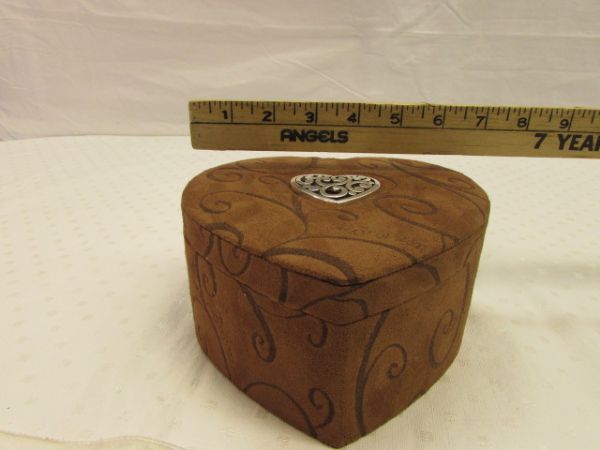 BEAUTIFUL BRIGHTON HEART SHAPED MULTI LEVEL JEWELRY BOX