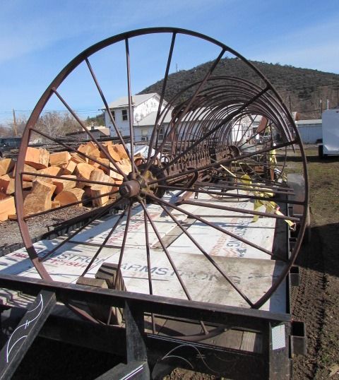 WORKING ANTIQUE JOHN DEERE DUMP RAKE