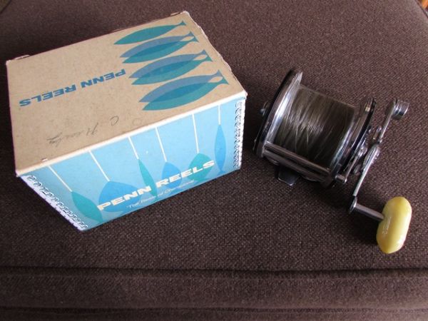 NICE VINTAGE PENN FISHING REEL 