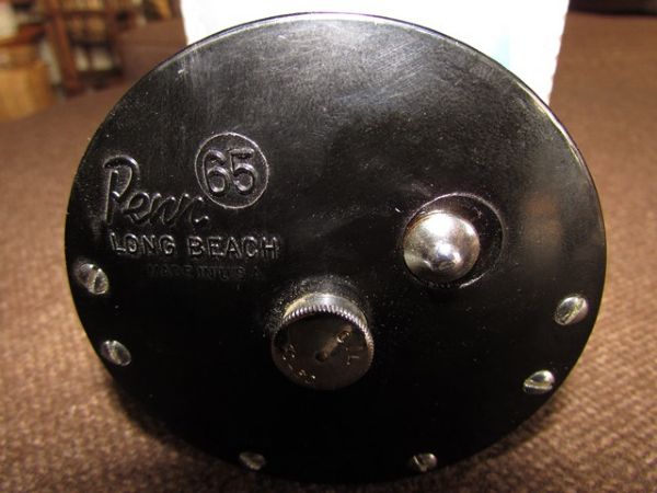 NICE VINTAGE PENN FISHING REEL 