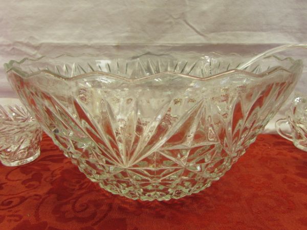 ELEGANT VIOLETTA HAND CUT CRYSTAL BOWL, PUNCH/SALAD BOWL WITH CUPS & MORE