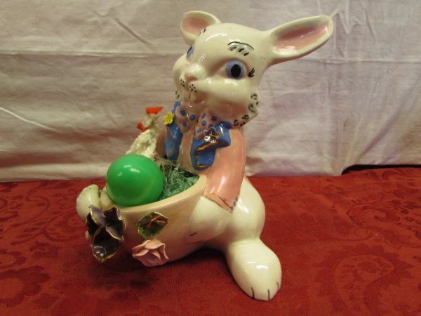 BASKET WITH 8 PIECE CERAMIC EASTER VILLAGE, VINTAGE CERAMIC BUNNY & MORE