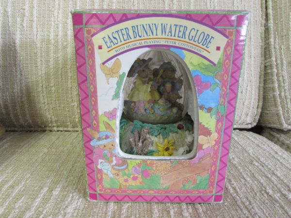 BASKET WITH 8 PIECE CERAMIC EASTER VILLAGE, VINTAGE CERAMIC BUNNY & MORE